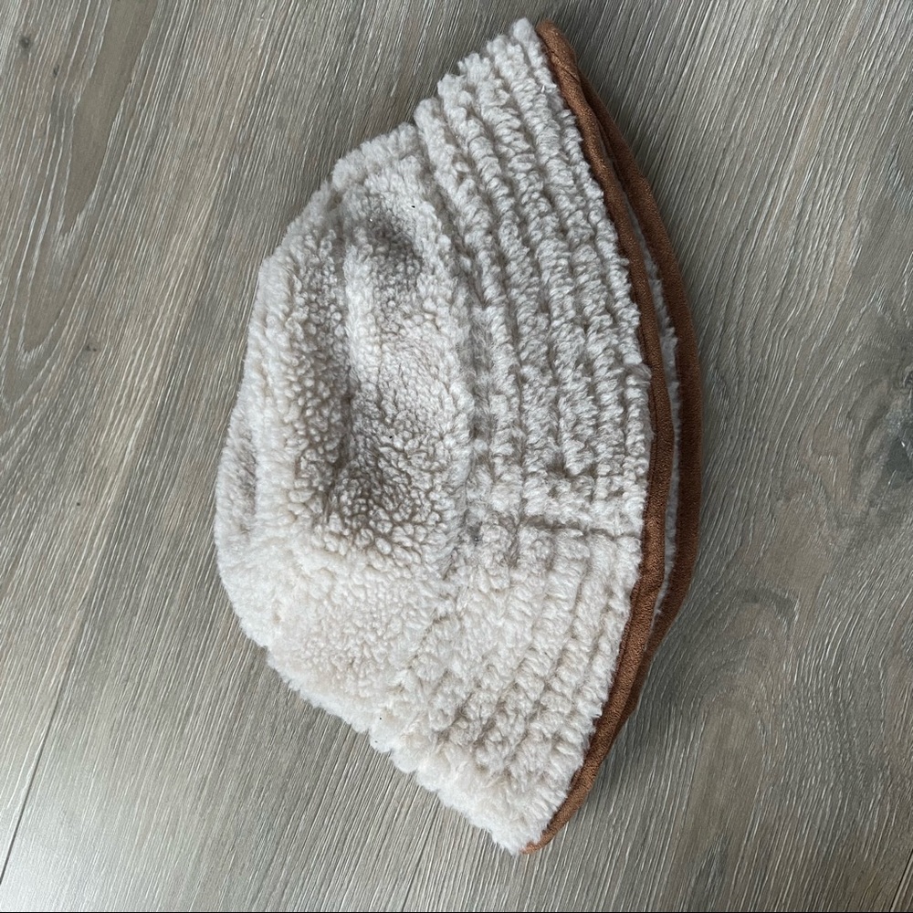 Stylenanda Sherpa bucket hat